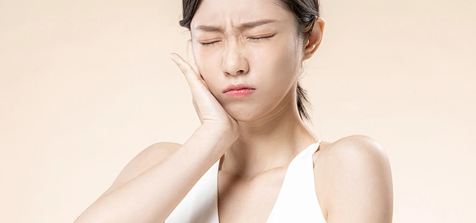 충치는 진행 정도에 따라 치료 방법이 달라집니다.